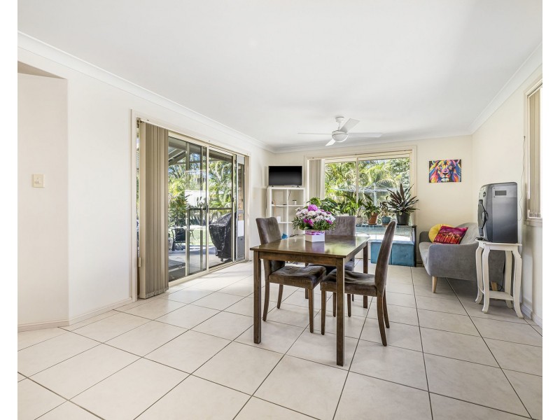 7 Solander Place, Lake Cathie NSW 2445