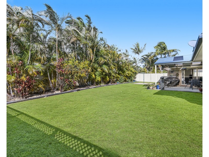 7 Solander Place, Lake Cathie NSW 2445