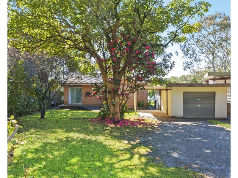 405 Ocean Drive, West Haven NSW 2443