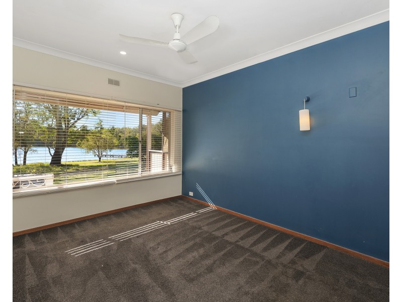 405 Ocean Drive, West Haven NSW 2443