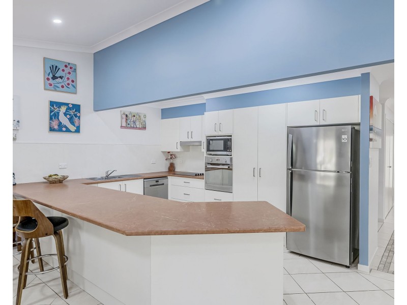 42 Tallong Drive, Lake Cathie NSW 2445