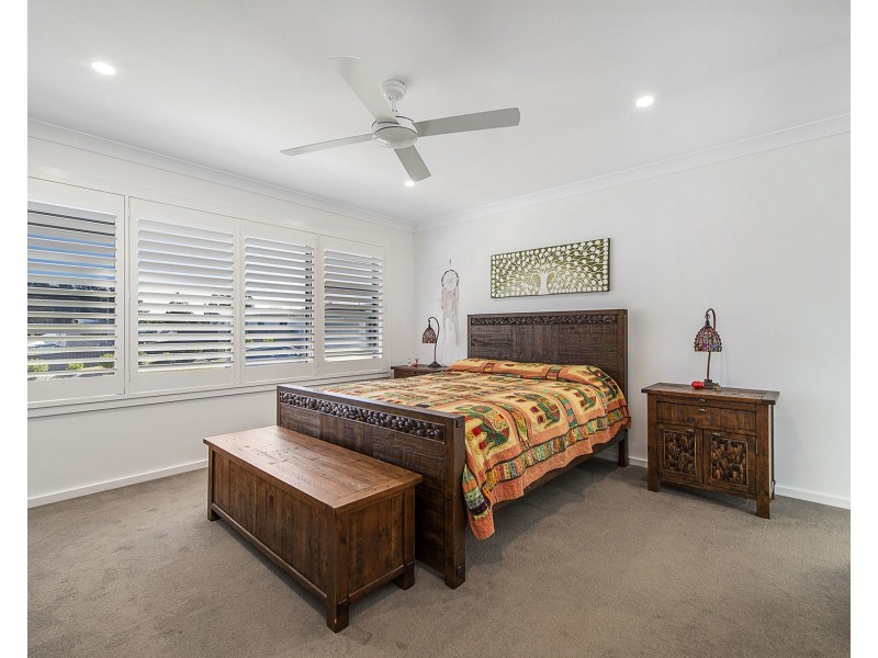 9 Nevis Street, Lake Cathie NSW 2445