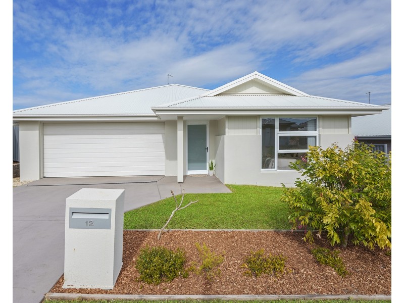 12 Antilles Way, Lake Cathie NSW 2445