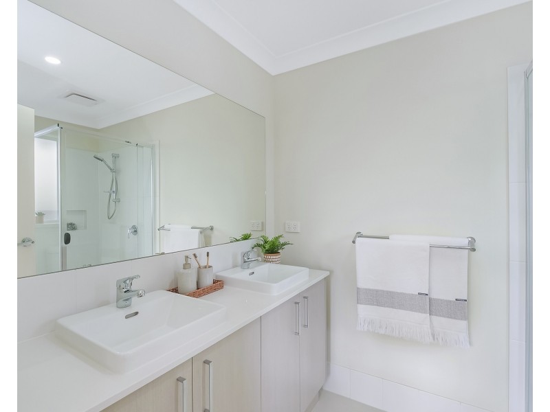 12 Antilles Way, Lake Cathie NSW 2445