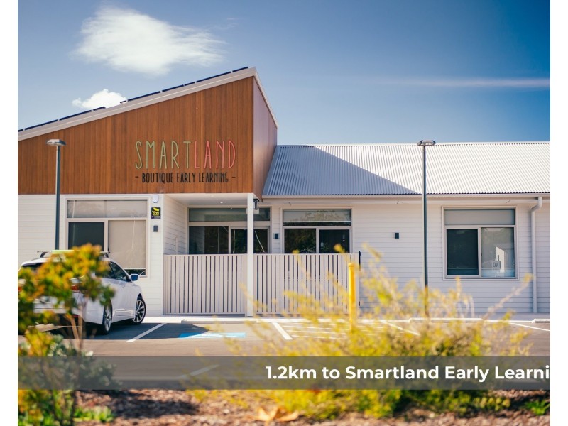 18 Grandiose Close, Thrumster NSW 2444