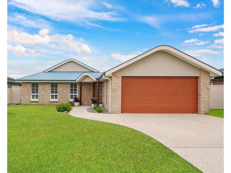 19 St Vincents Way, Bonny Hills NSW 2445
