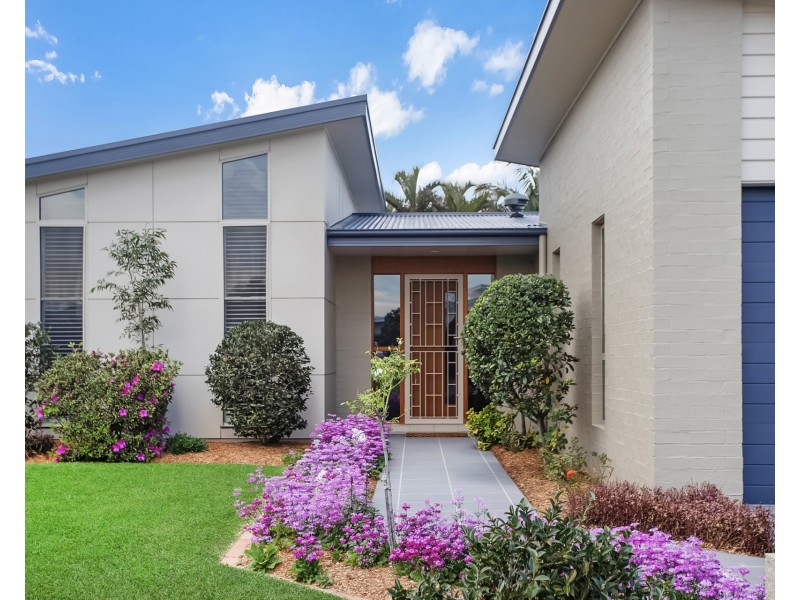 4 Magellan Place, Bonny Hills NSW 2445