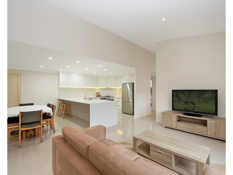 4 Magellan Place, Bonny Hills NSW 2445