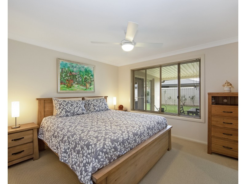 4 Magellan Place, Bonny Hills NSW 2445