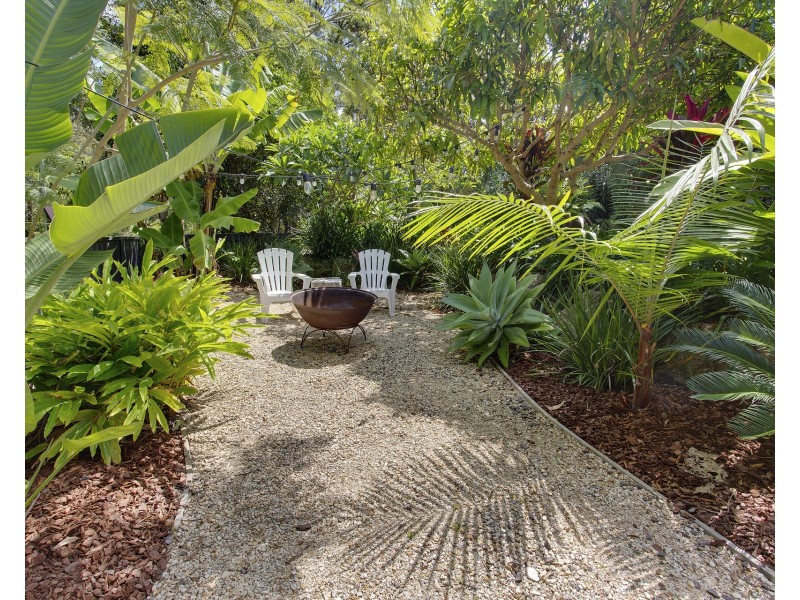 6 Mahala Close, Bonny Hills NSW 2445