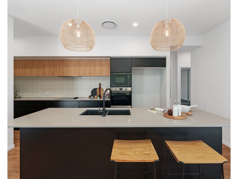 36D Summer Circuit, Lake Cathie NSW 2445