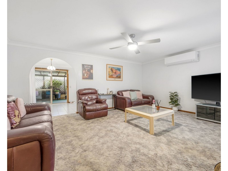 14 Fiona Crescent, Lake Cathie NSW 2445