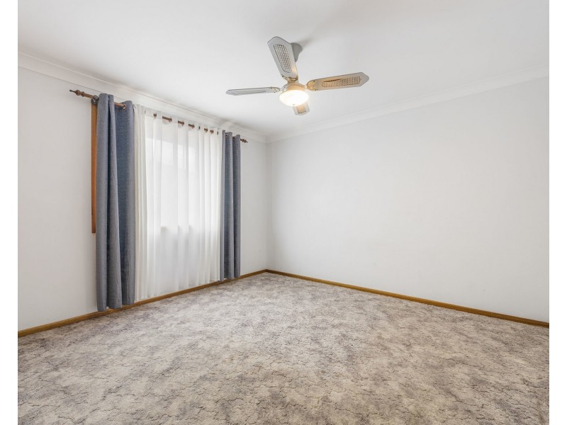 14 Fiona Crescent, Lake Cathie NSW 2445