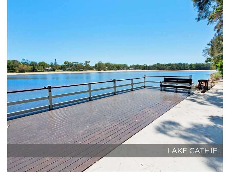 14 Fiona Crescent, Lake Cathie NSW 2445