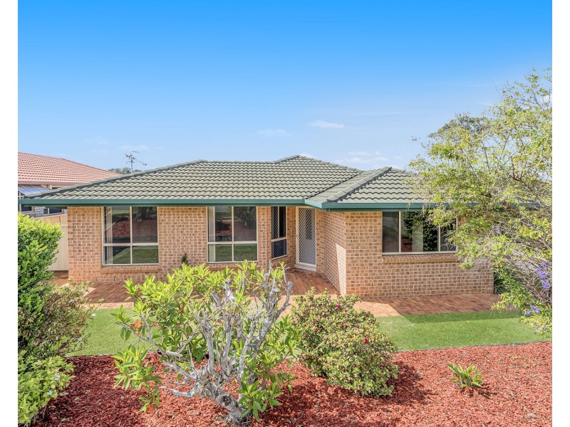 16 Bligh Place, Lake Cathie NSW 2445