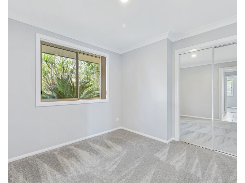 16 Bligh Place, Lake Cathie NSW 2445