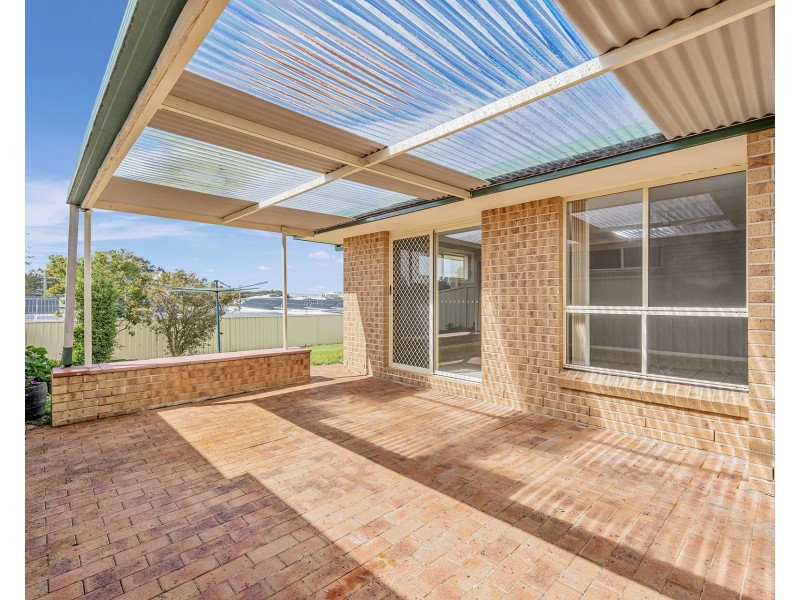 16 Bligh Place, Lake Cathie NSW 2445