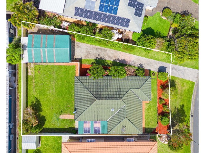 16 Bligh Place, Lake Cathie NSW 2445
