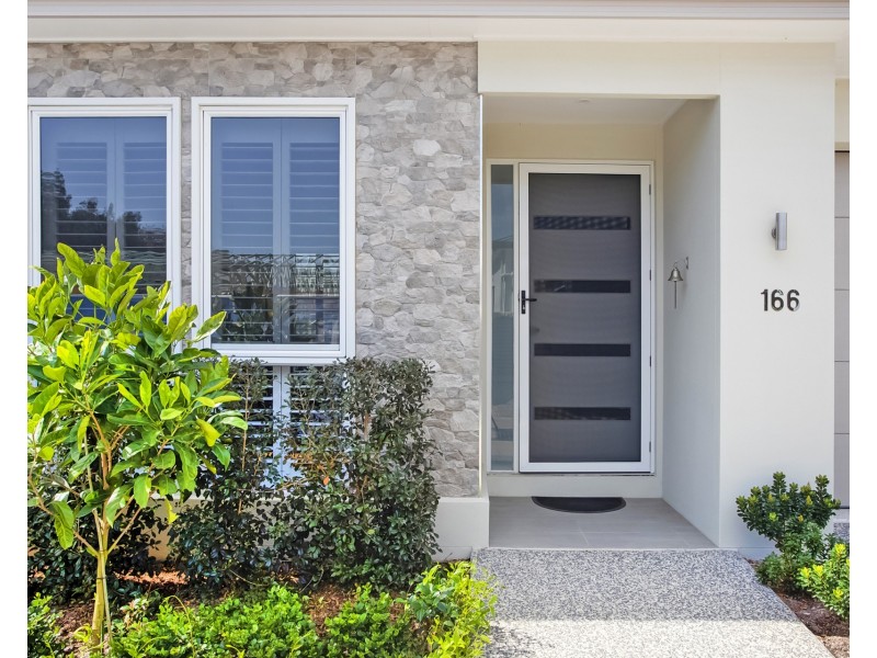 4 Aquamarine Lane, Lake Cathie NSW 2445