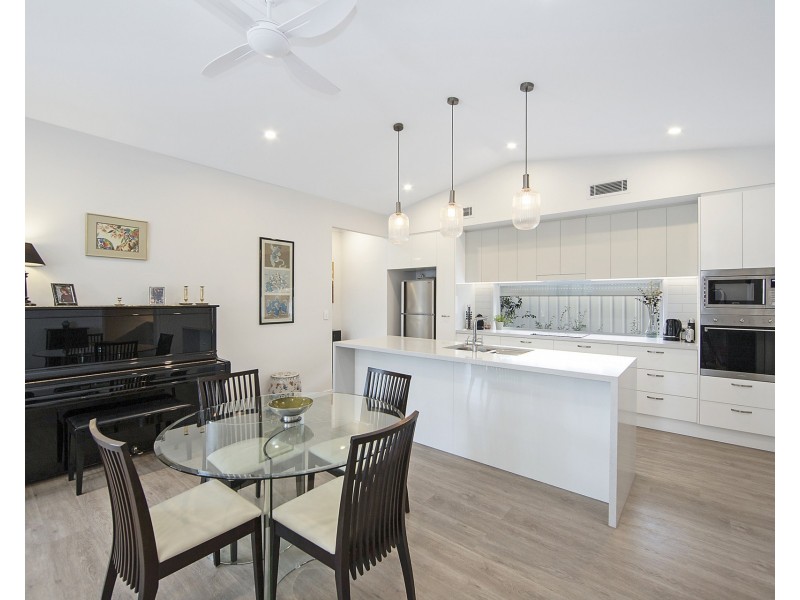 4 Aquamarine Lane, Lake Cathie NSW 2445