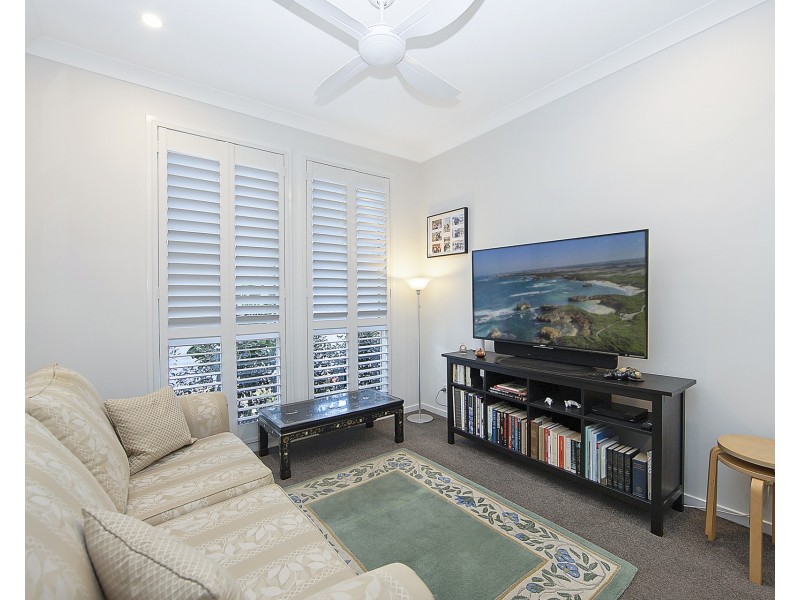 4 Aquamarine Lane, Lake Cathie NSW 2445