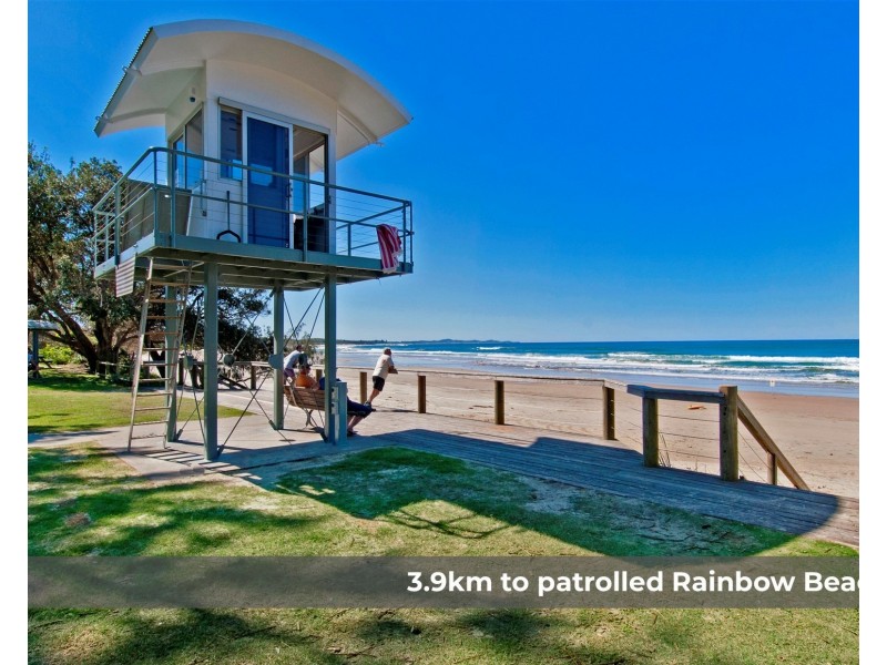 4 Aquamarine Lane, Lake Cathie NSW 2445