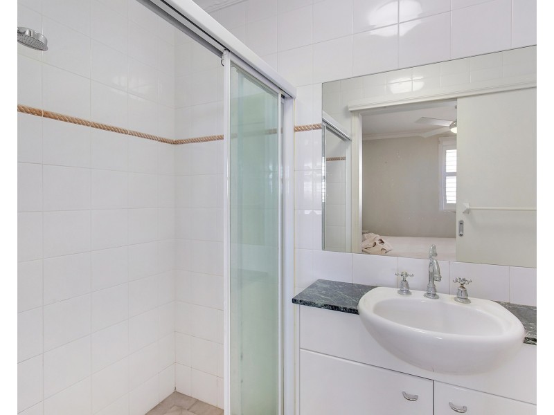 2/1 Wharf Street, Laurieton NSW 2443