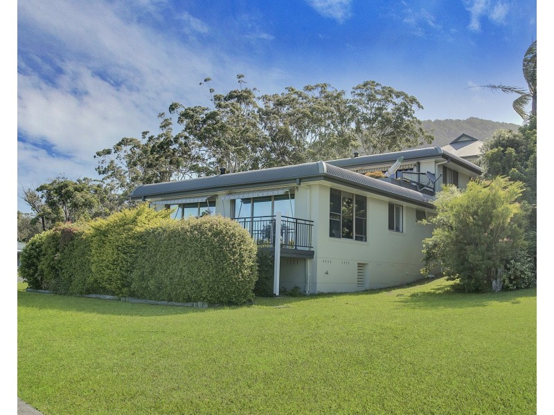 2/1 Wharf Street, Laurieton NSW 2443