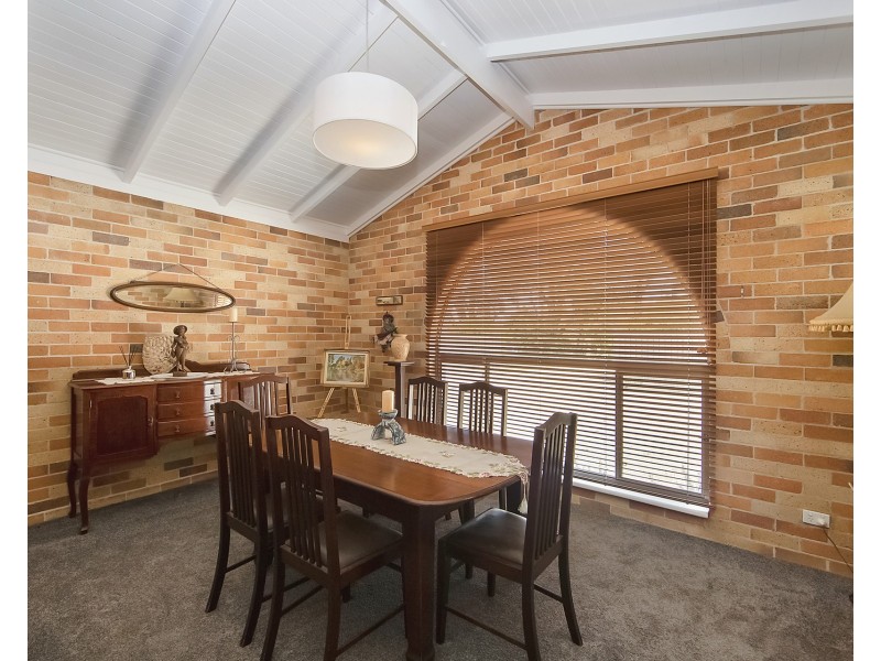 3 Beach Street, Dunbogan NSW 2443