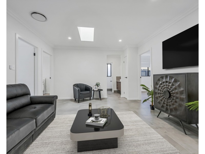 34 Vernon Circuit, Kew NSW 2439