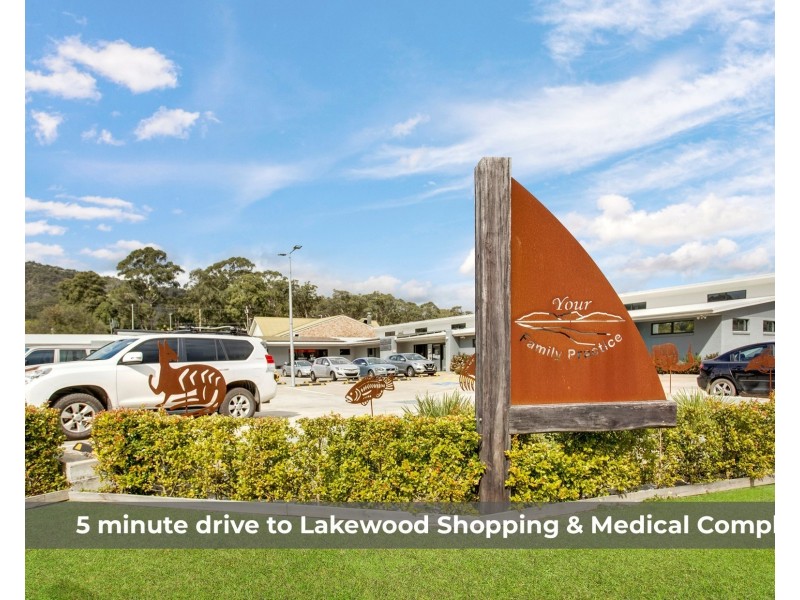 34 Vernon Circuit, Kew NSW 2439