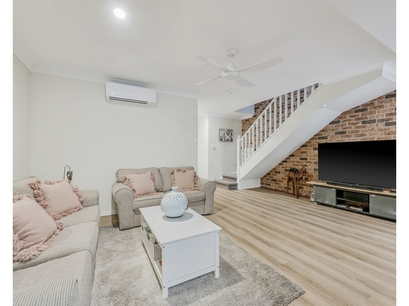 3/8 Bundella Avenue, Lake Cathie NSW 2445