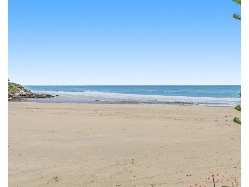 3/8 Bundella Avenue, Lake Cathie NSW 2445