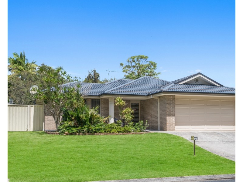 50 Explorers Way, Lake Cathie NSW 2445
