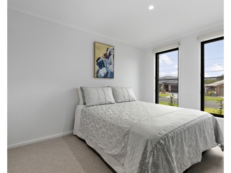 8 St Vincents Way, Bonny Hills NSW 2445