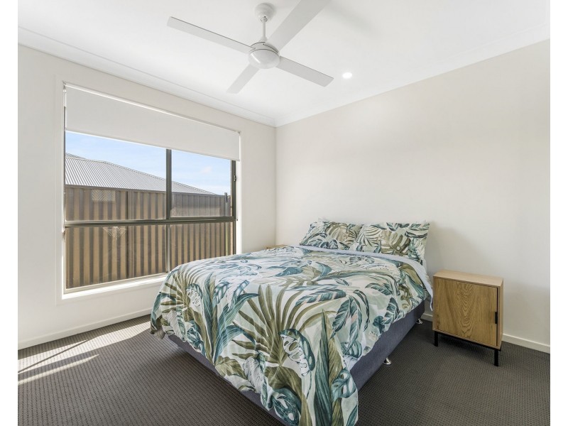 8 Anegada Road, Lake Cathie NSW 2445