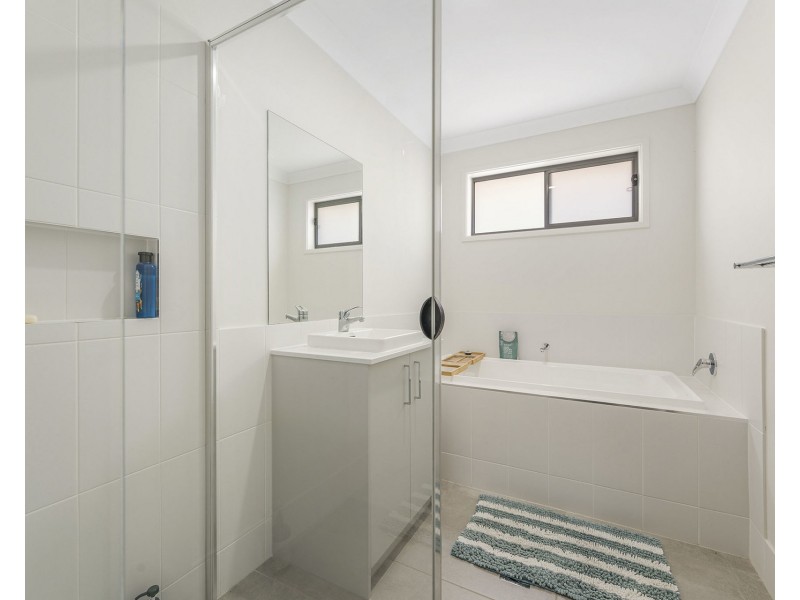 8 Anegada Road, Lake Cathie NSW 2445