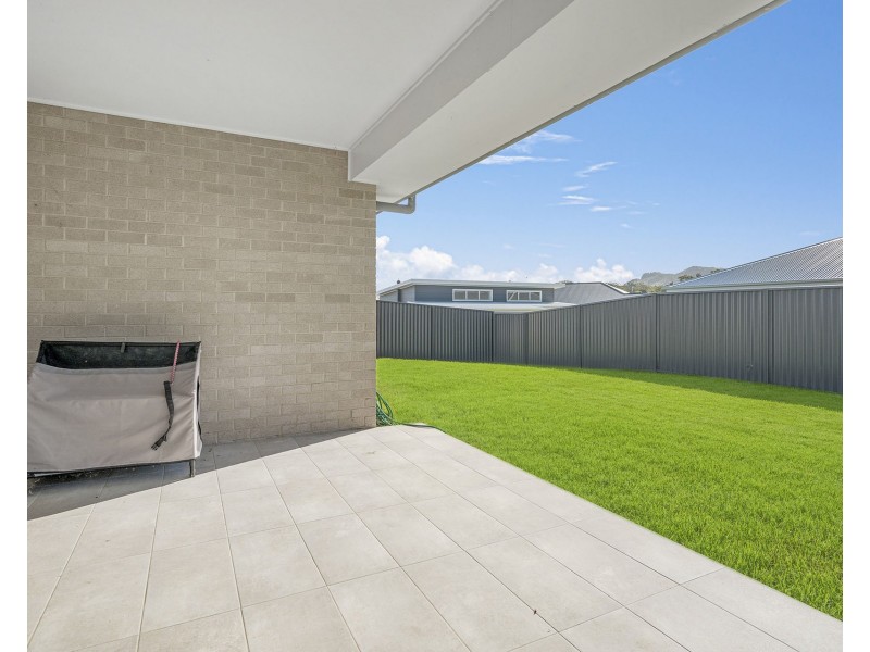 8 Anegada Road, Lake Cathie NSW 2445