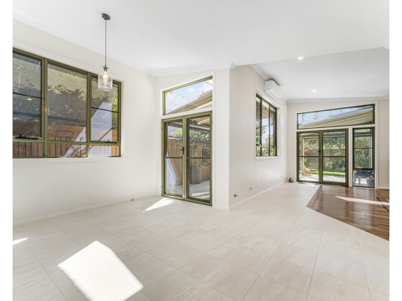 1580 Ocean Drive, Lake Cathie NSW 2445