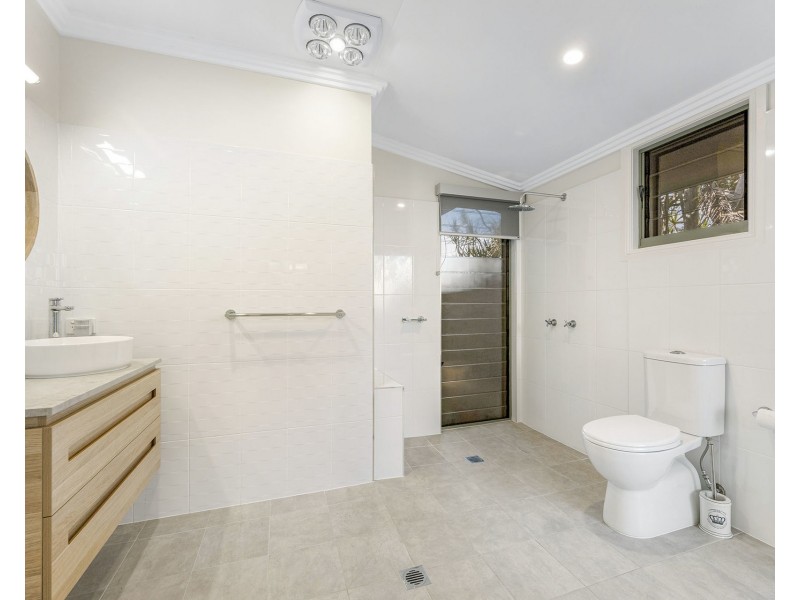 1580 Ocean Drive, Lake Cathie NSW 2445