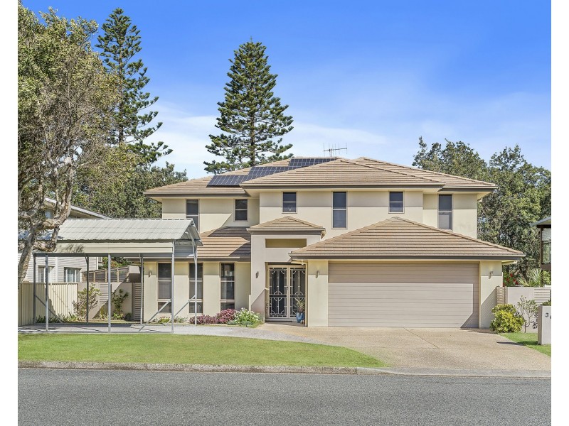 30 Chepana Street, Lake Cathie NSW 2445