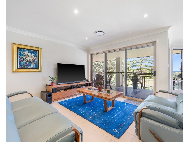 30 Chepana Street, Lake Cathie NSW 2445