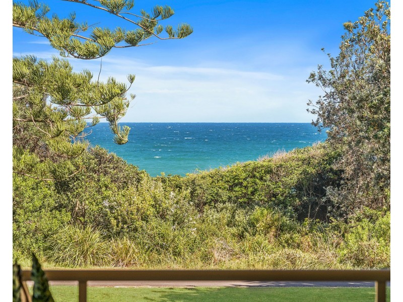 30 Chepana Street, Lake Cathie NSW 2445