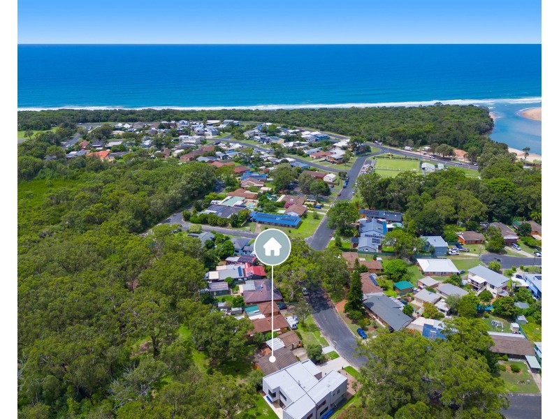 40 Evans Street, Lake Cathie NSW 2445