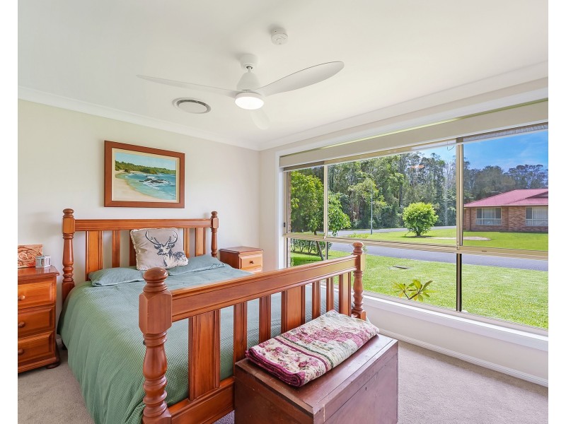 39 Explorers Way, Lake Cathie NSW 2445