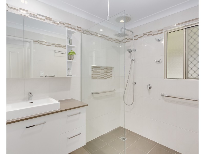 18 Bell Street, Dunbogan NSW 2443