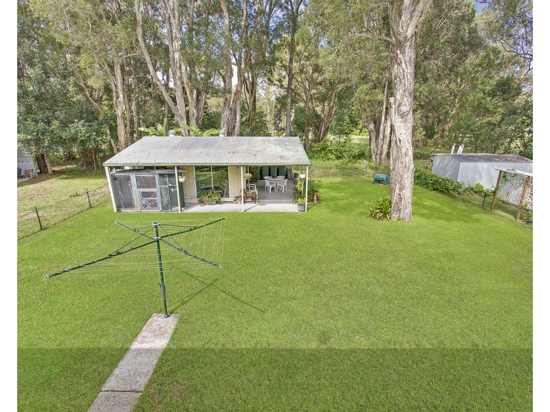 18 Bell Street, Dunbogan NSW 2443