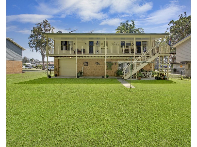 18 Bell Street, Dunbogan NSW 2443