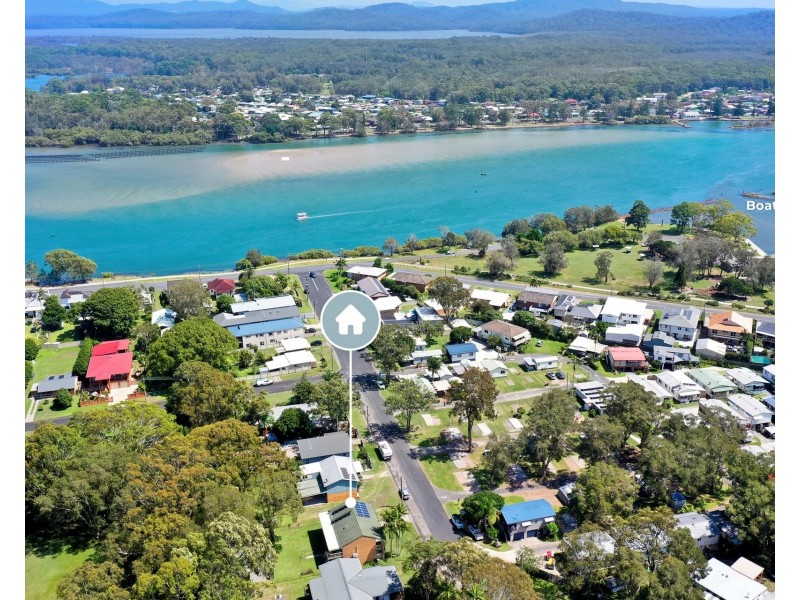18 Bell Street, Dunbogan NSW 2443