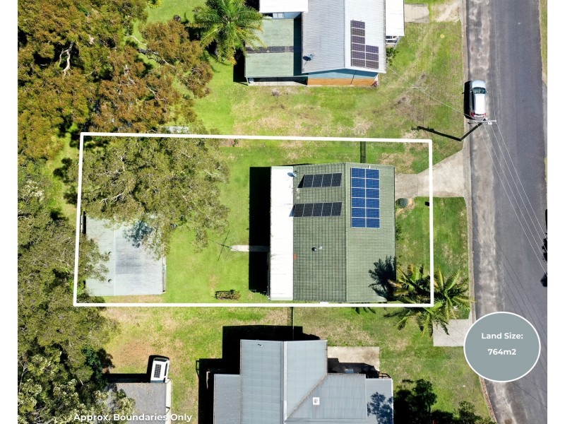 18 Bell Street, Dunbogan NSW 2443